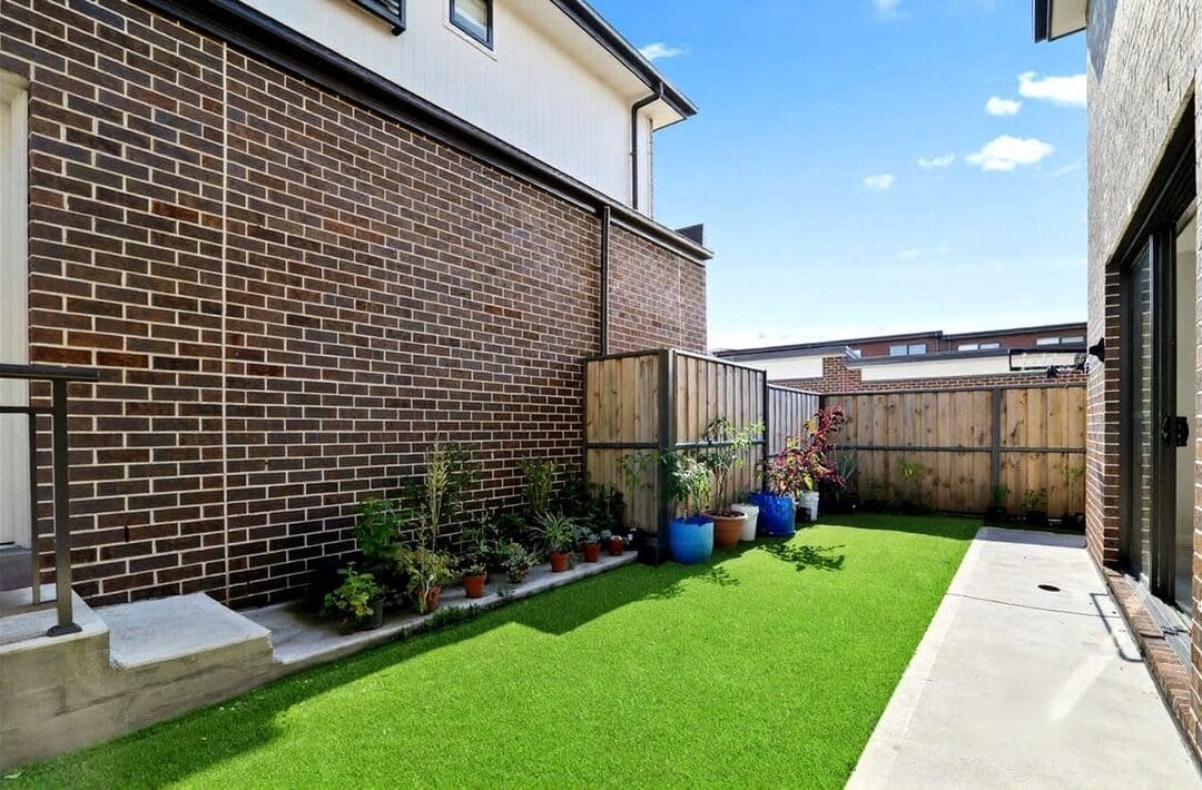 oran-park-double-storey-home-14