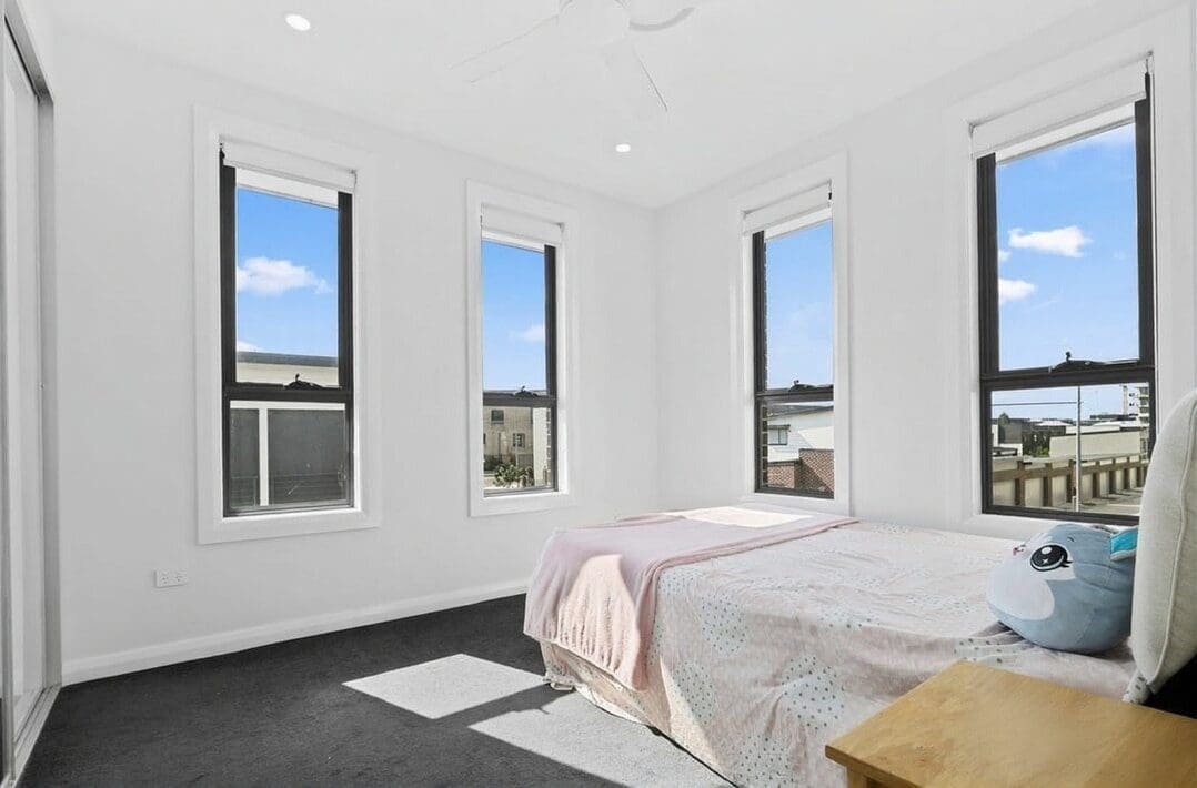 oran-park-double-storey-home-16